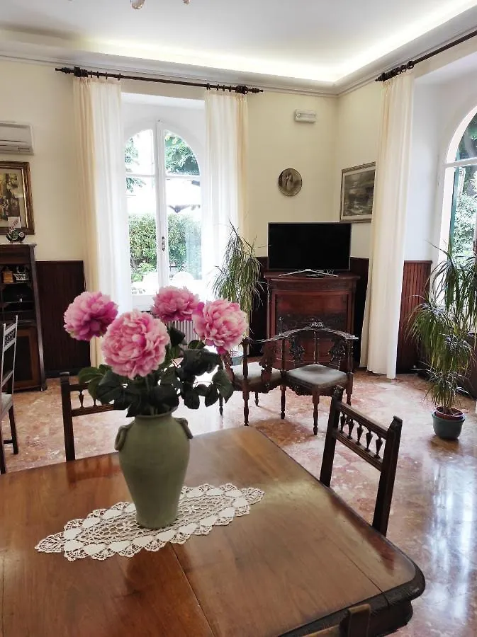 Hotel Palace Levanto 3*,  Italy