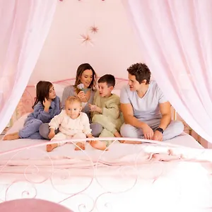 Casa vacanze Tinmar, Giardino, Piscina Privata, Bbq, Area Giochi E Parcheggio Gratuito Verona